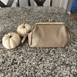 Italy leather crossbody/clutch. Never been used. By Debbie Katz. A must have!